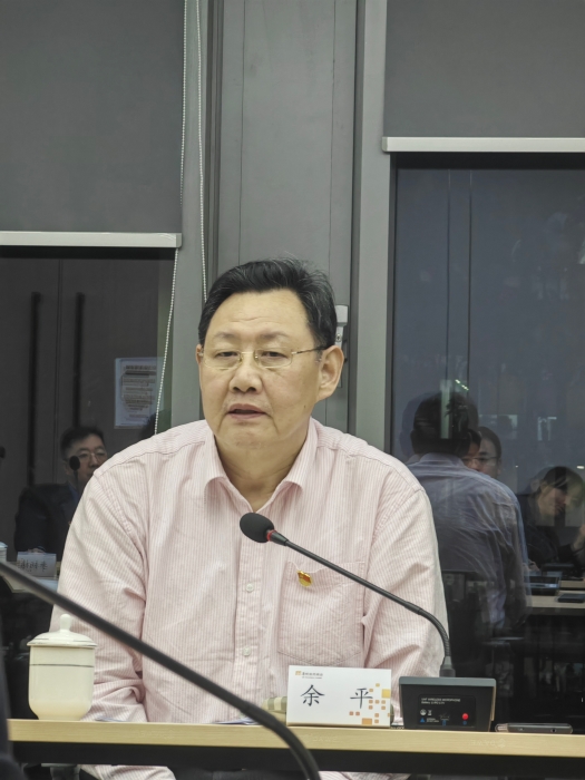 余書記發(fā)言